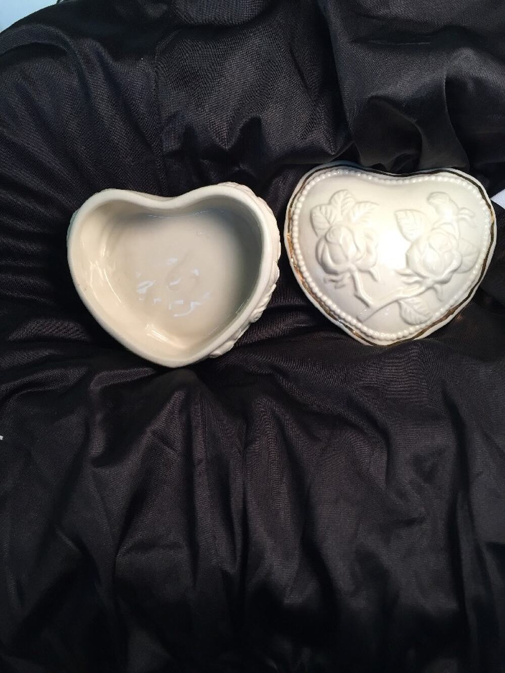 Decorative Cut Glass Heart Shaped Trinket Box Rose Pattern Design Valentine's
